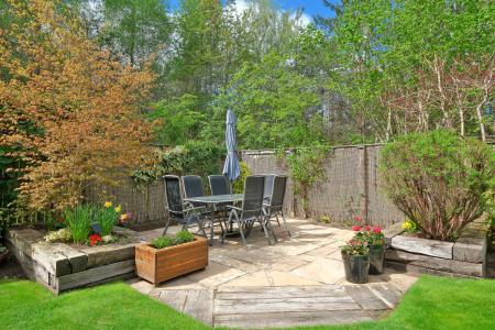 6 bedroom Detached house for sale in Willowtree Way, Banchory, AB31