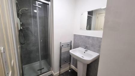 1 bedroom Flat to let in Wallfield Crescent, Rosemount, Aberdeen, AB25