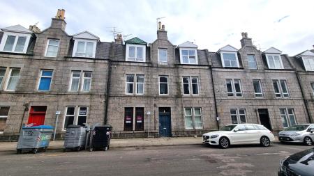 1 bedroom Flat to let in Wallfield Crescent, Rosemount, Aberdeen, AB25