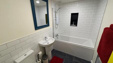 1 bedroom Flat to let in Wallfield Crescent, Rosemount, Aberdeen, AB25