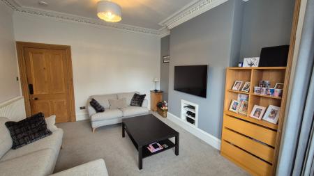 2 bedroom Flat to let in Hilton Street, Hilton, Aberdeen, AB24