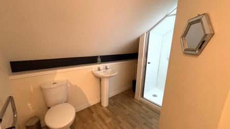 2 bedroom Flat to let in Market Street, The City Centre, Aberdeen, AB11