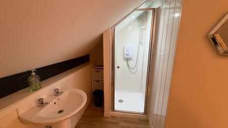 2 bedroom Flat to let in Market Street, The City Centre, Aberdeen, AB11