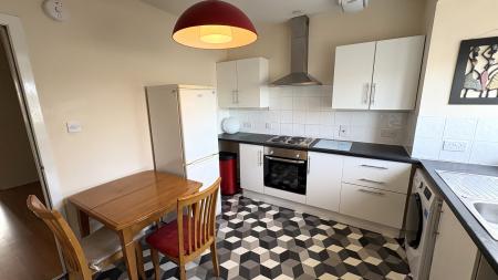 2 bedroom Flat to let in Market Street, The City Centre, Aberdeen, AB11