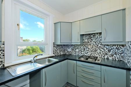 2 bedroom Ground floor maisonette for sale in Clifton Road, Hilton, Aberdeen, AB24