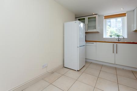 1 bedroom Flat to let in Holburn Street, The City Centre, Aberdeen, AB10