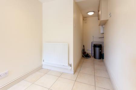1 bedroom Flat to let in Holburn Street, The City Centre, Aberdeen, AB10