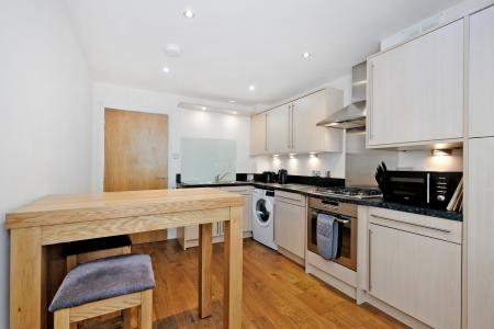 2 bedroom Flat for sale in Great Western Road, The City Centre, Aberdeen, AB10