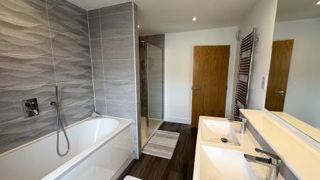 5 bedroom Detached house to let in Milltimber Gardens South, Milltimber, Aberdeen, AB13
