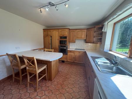 4 bedroom Detached house to let in Inchmarlo, Banchory, AB31