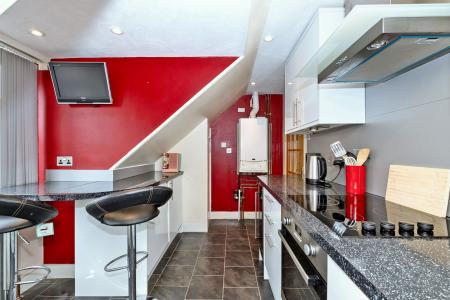 1 bedroom Flat for sale in High Street, Banchory, AB31