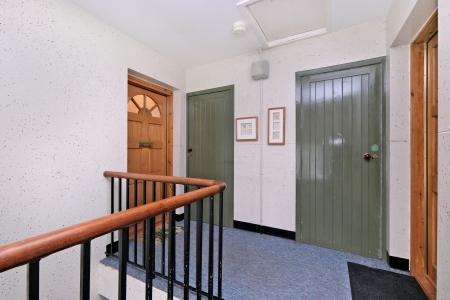 2 bedroom Flat for sale in Carnie Drive, Ashgrove, Aberdeen, AB25