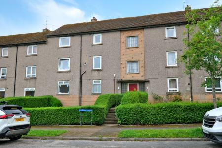 2 bedroom Flat for sale in Carnie Drive, Ashgrove, Aberdeen, AB25