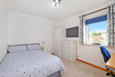 2 bedroom Flat for sale in Carnie Drive, Ashgrove, Aberdeen, AB25