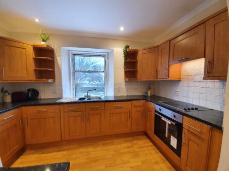 2 bedroom Flat to let in Forest Avenue, The West End, Aberdeen, AB15