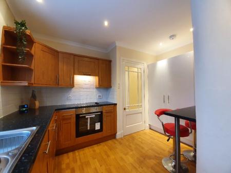 2 bedroom Flat to let in Forest Avenue, The West End, Aberdeen, AB15