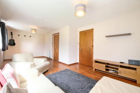 2 bedroom Flat for sale in 100, Golf Road, The Beach, Aberdeen, AB24