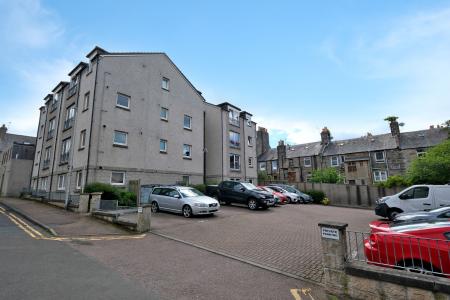 2 bedroom Flat for sale in Millbank Lane, The City Centre, Aberdeen, AB25