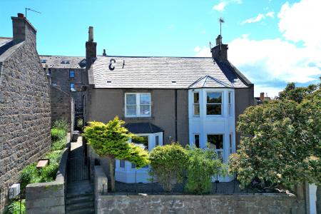 2 bedroom Flat for sale in Froghall Terrace, Froghall, Aberdeen, AB24