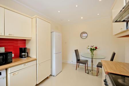 2 bedroom Flat for sale in Froghall Terrace, Froghall, Aberdeen, AB24
