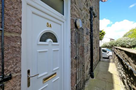 2 bedroom Flat for sale in Froghall Terrace, Froghall, Aberdeen, AB24