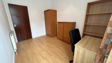 2 bedroom Flat to let in Queen Street, Inverurie, AB51