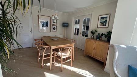 6 bedroom Detached house to let in Pine Tree Road, Banchory, AB31
