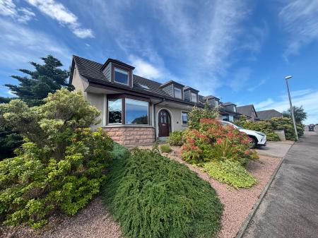 4 bedroom Detached house to let in Cairn Wynd, Inverurie, AB51