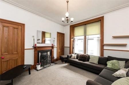 1 bedroom Flat to let in Rosemount Place, Rosemount, Aberdeen, AB25