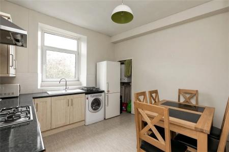 1 bedroom Flat to let in Rosemount Place, Rosemount, Aberdeen, AB25