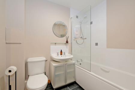 2 bedroom Flat for sale in Adelphi, The City Centre, Aberdeen, AB11