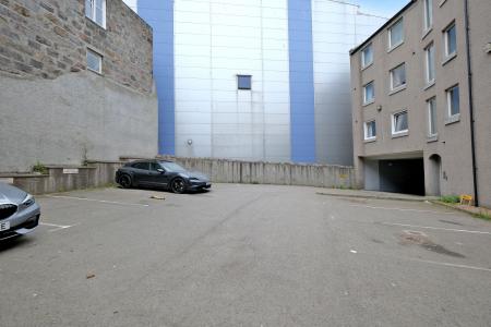 2 bedroom Flat for sale in Adelphi, The City Centre, Aberdeen, AB11