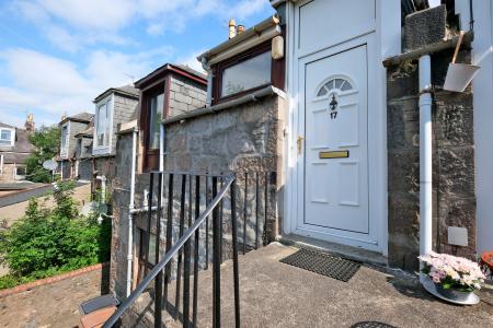 2 bedroom Flat for sale in 17 Bedford Place, Aberdeen, AB24