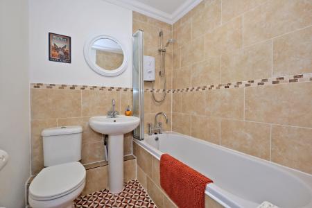 2 bedroom Flat for sale in 17 Bedford Place, Aberdeen, AB24
