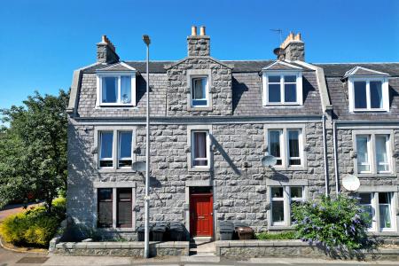 1 bedroom Flat for sale in 54A Ashgrove Road, Ashgrove, Aberdeen, AB25