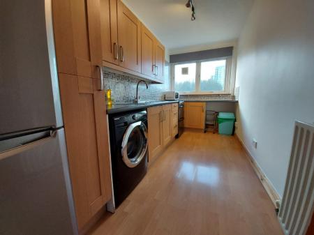 2 bedroom Flat to let in Cornhill Gardens, Aberdeen, AB16