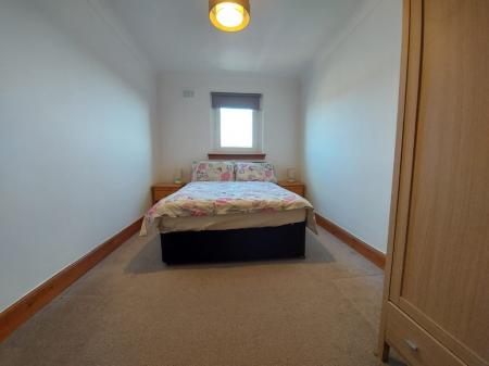 2 bedroom Flat to let in Cornhill Gardens, Aberdeen, AB16
