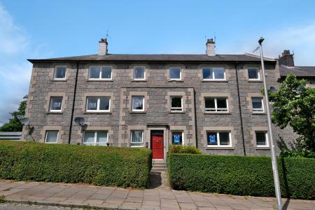 3 bedroom Flat for sale in 10E Printfield Walk, Woodside, Aberdeen, AB24