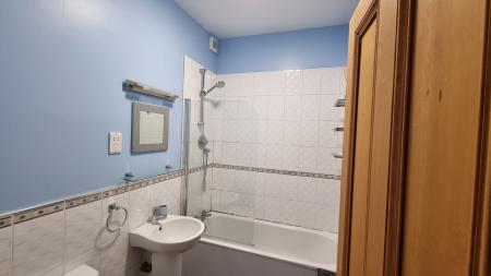 1 bedroom Flat to let in Summerfield Terrace, Aberdeen, AB24