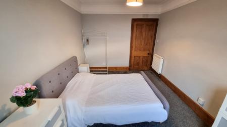 2 bedroom Flat to let in Elmbank Terrace, Kittybrewster, Aberdeen, AB24