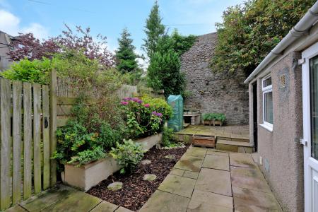 2 bedroom Apartment for sale in Loanhead Terrace, Rosemount, Aberdeen, AB25