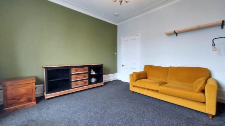1 bedroom Flat to let in Union Grove, Aberdeen, AB10