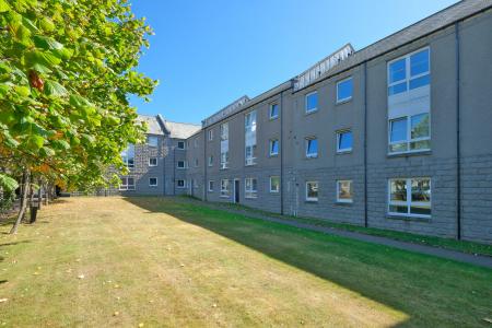 3 bedroom Flat for sale in Mary Elmslie Court, King Street, The City Centre, Aberdeen, AB24