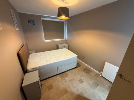 3 bedroom Flat to let in Cornhill Gardens, Cornhill, Aberdeen, AB16