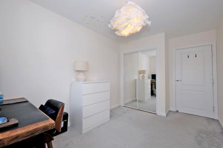2 bedroom Flat for sale in Mill Drive, Bucksburn, Aberdeen, AB21