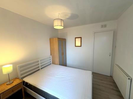 2 bedroom Flat to let in 316