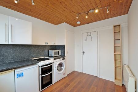 1 bedroom Flat for sale in Jackson Terrace, The City Centre, Aberdeen, AB24