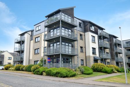 2 bedroom Flat for sale in Tailor Place, Hilton, Aberdeen, AB24