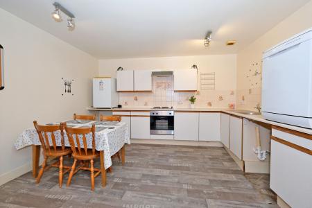 2 bedroom Flat for sale in Market Street, The City Centre, Aberdeen, AB11