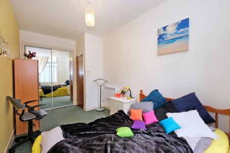 2 bedroom Flat for sale in Market Street, The City Centre, Aberdeen, AB11